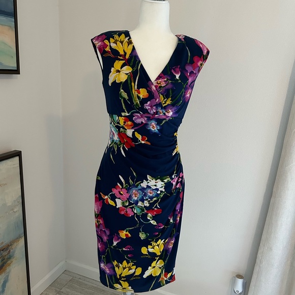 Ralph Lauren ladies midi. Size 4 - Picture 1 of 4
